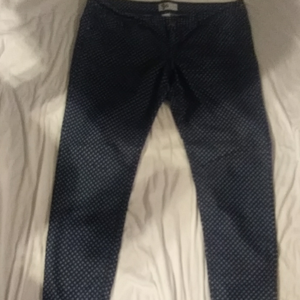Oh my goodness! HEARTS!   Jeans with hearts
